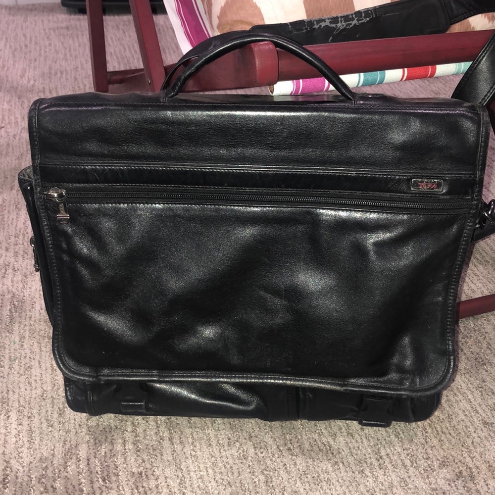 Tumi Black Leather, Nylon Lining Travel/Work Bag